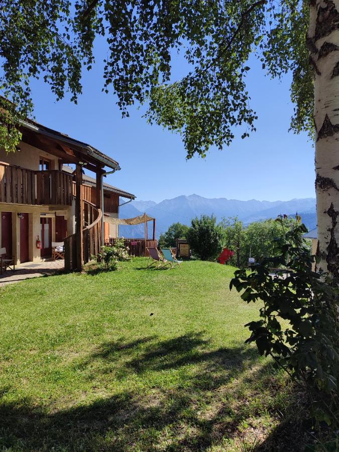 Chalet Hotel Les Blancs Pra Loup Exterior photo